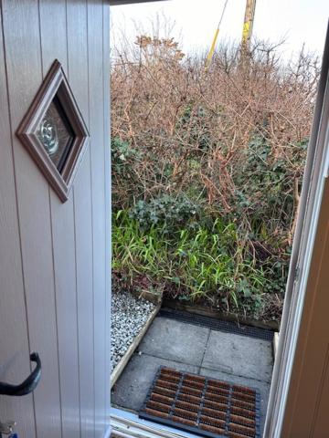 The Little Garden Hideaway With Stunning Sea Views And Garden Bed & Breakfast Holyhead Bagian luar foto